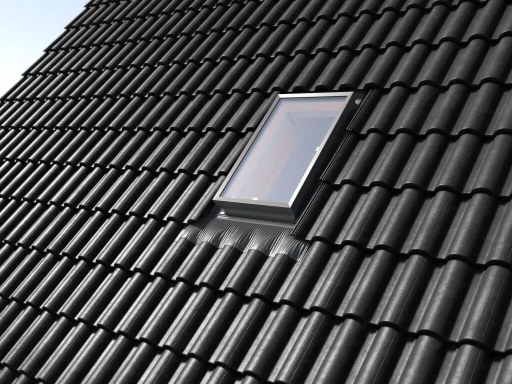 FE 4573 В400 Люк для холодной кровли с окладом Rooflite 45х73см купить в санкт-петербурге