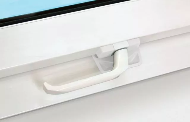 Мансардное окно Fakro PROFI, PTP-V U3 c вентклапаном и технологией thermoPro 78х140 см купить в санкт-петербурге