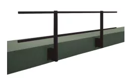 Ограждение кровельное для парапета с боковым креплением RAL 9005 (2,0х0,6) с выносом на 130 мм. Цена: 3.448 руб. Артикул: 44370