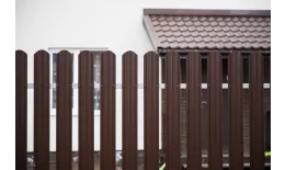 Штакетник Круглый фигурный 0,4 PE-Double RAL 8017 шоколад купить в санкт-петербурге