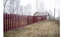 Штакетник П-образный В с прямым резом 0,5 Satin RAL 3005 красное вино купить в санкт-петербурге